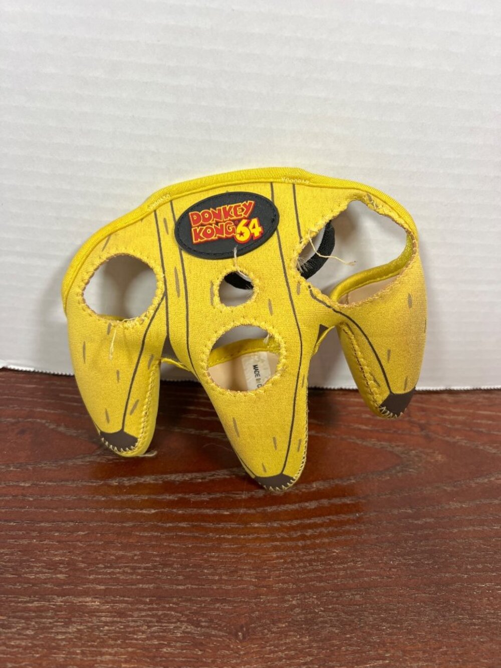 Donkey Kong 64 Yellow Banana Nintendo 64 Controller Cover Vintage